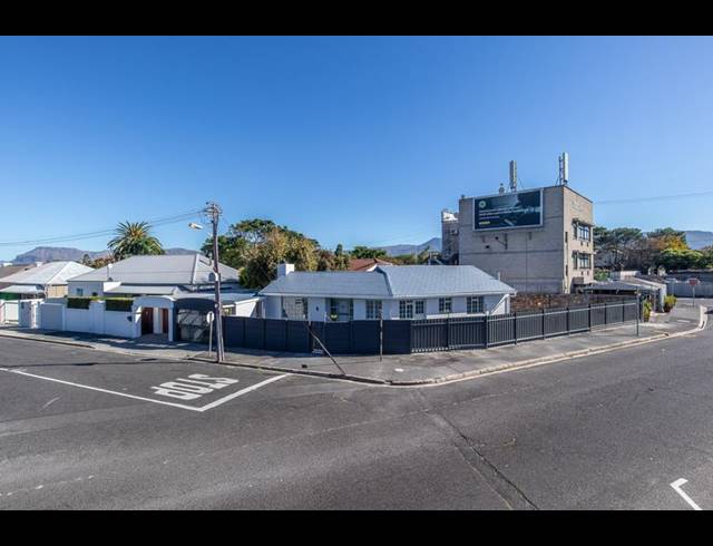 BUSINESS FOR SALE IN PLUMSTEAD